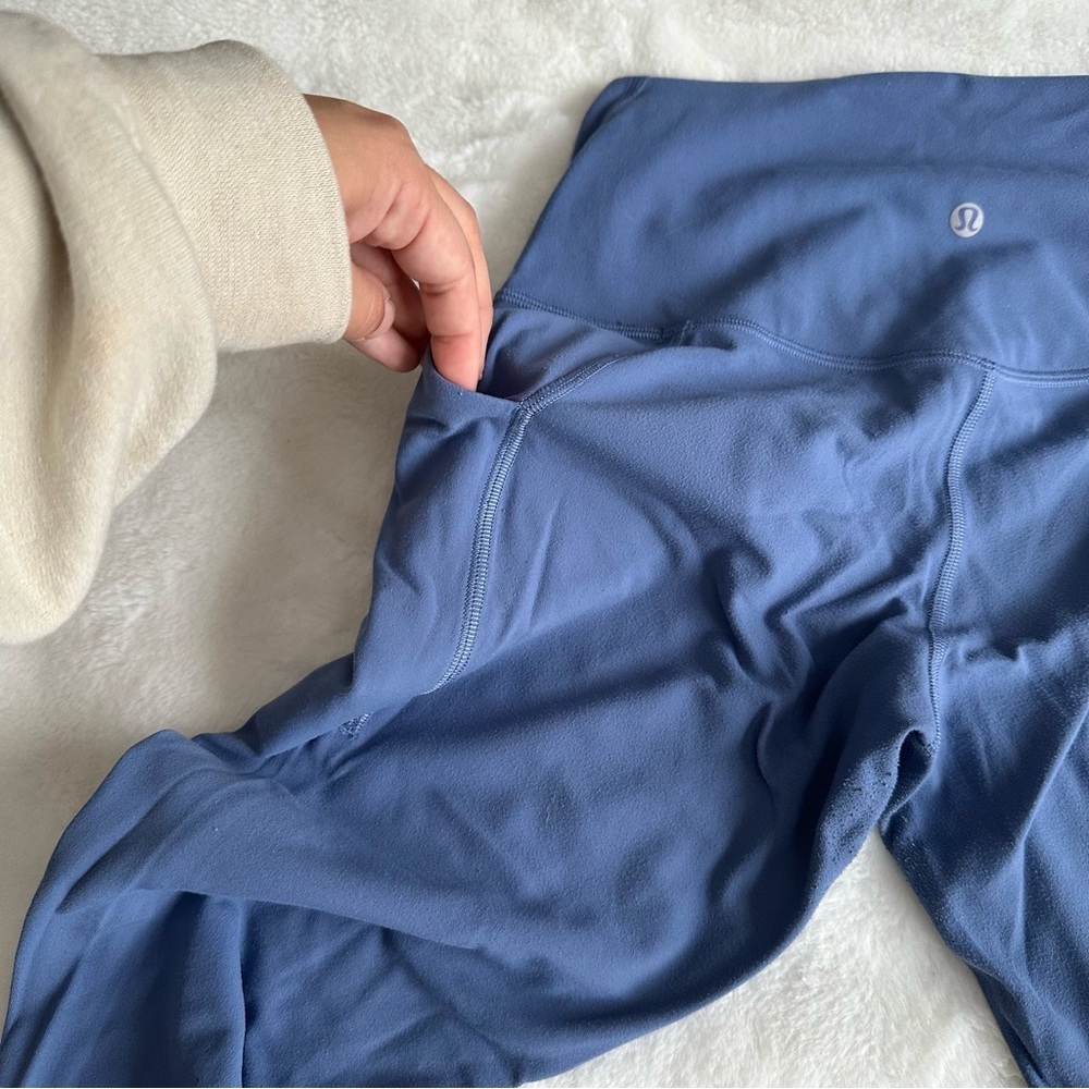 Lululemon Align High Rise Pant with Pockets 25" Water Drop Size 6 - Picture 7 of 8